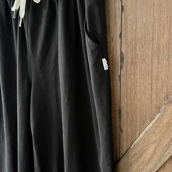 Feat Woman's Roam High Waisted Loose Fit Jogger Pants Black Size 1 - Picture 5 of 9